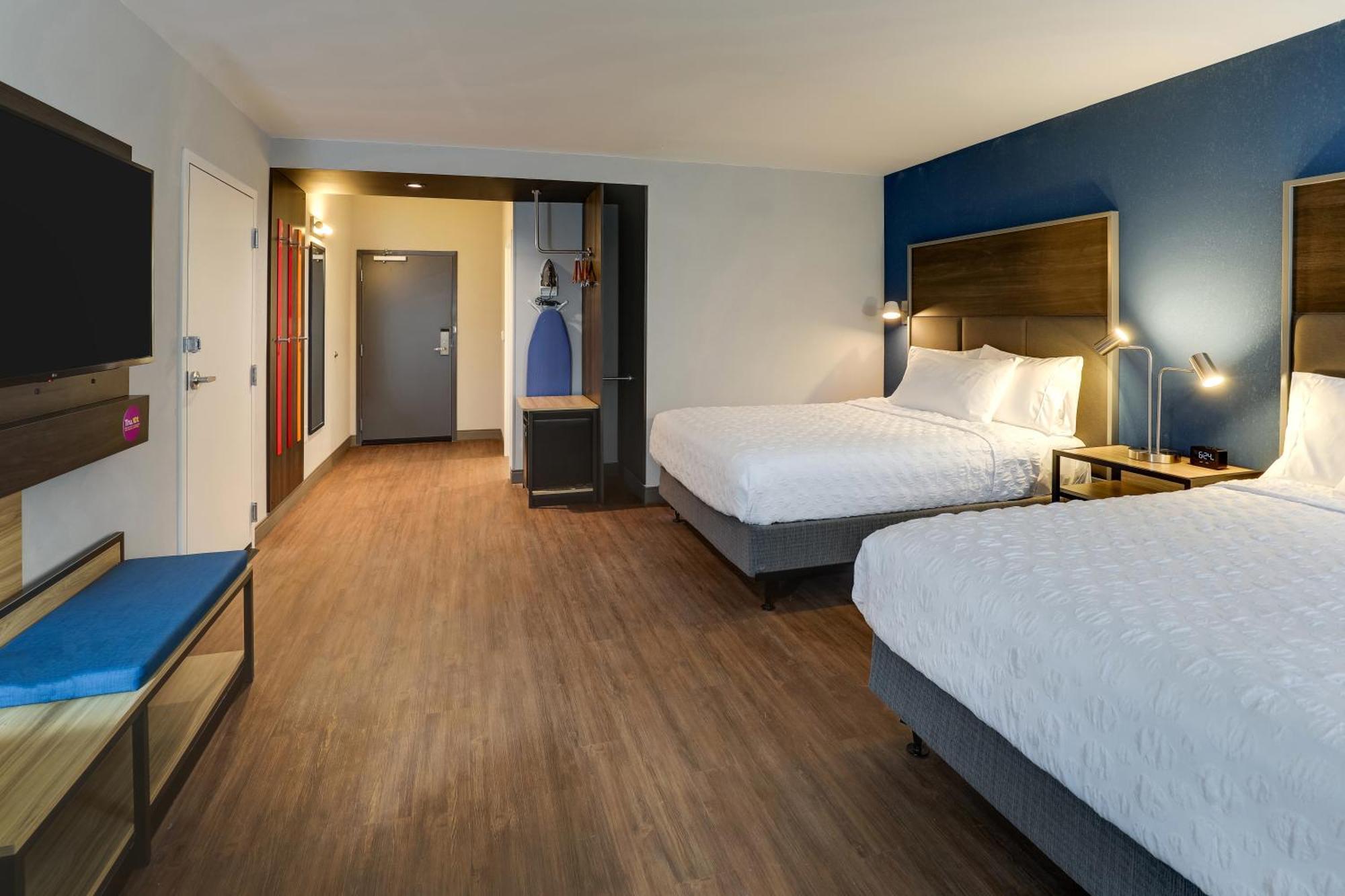 Tru By Hilton Leland Wilmington Hotel Exterior photo