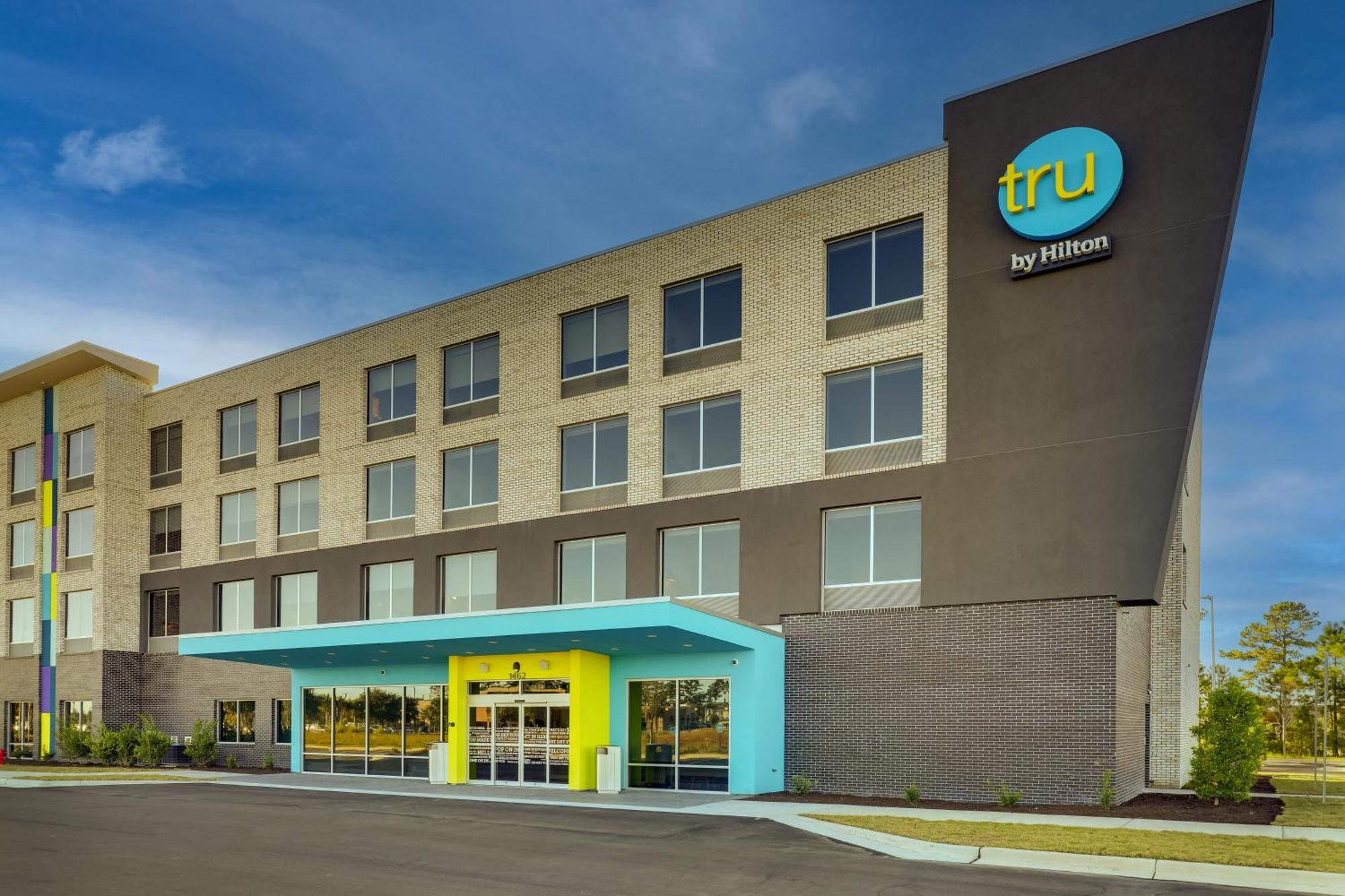 Tru By Hilton Leland Wilmington Hotel Exterior photo